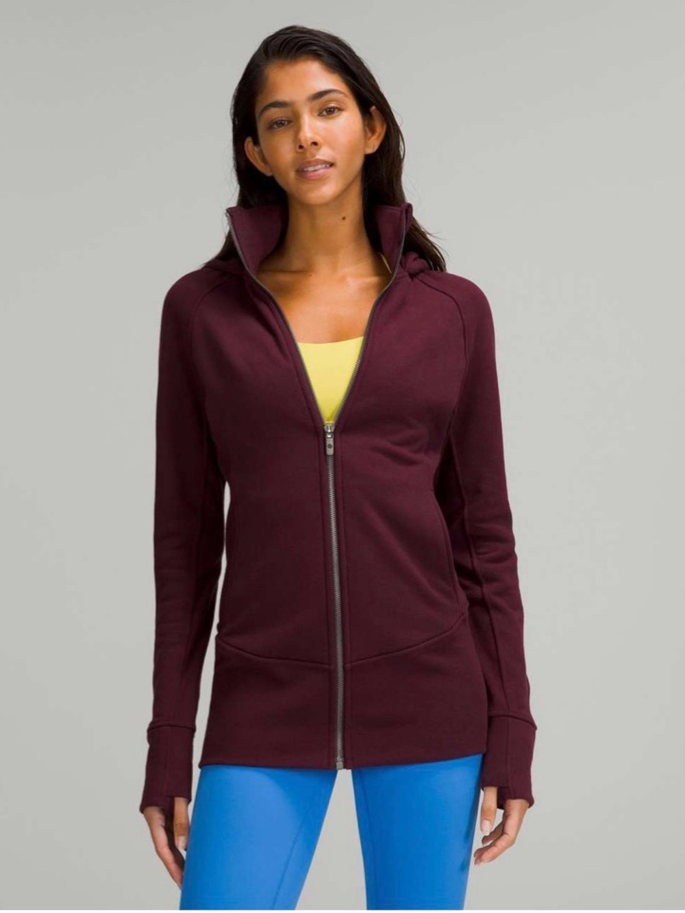 Lululemon Hooded Radiant Jacket
Cassis